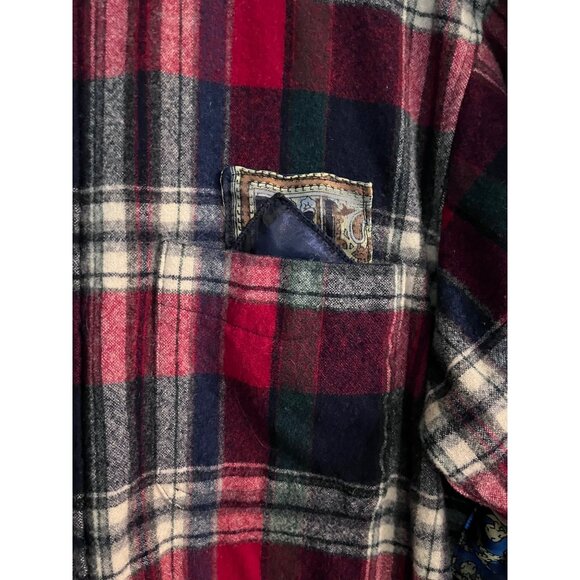 Pendleton Long Sleeve Flannel Button Down Shirt Silk Applique Back Red/Blue/Grn - Picture 3 of 6